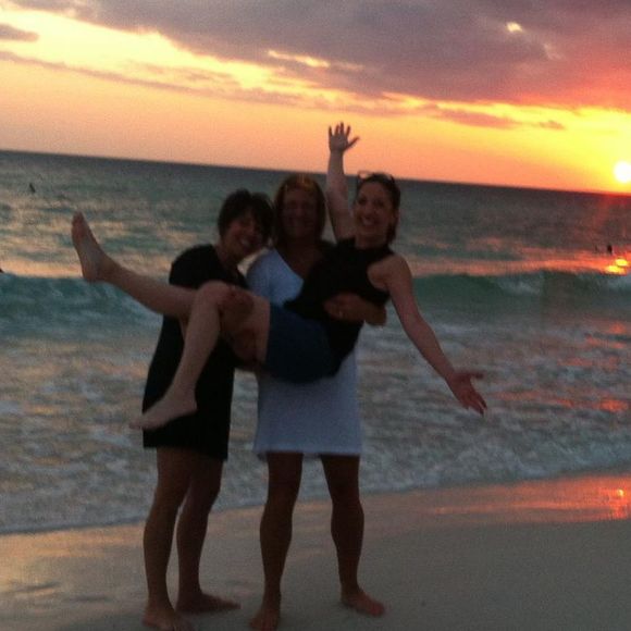 Meet your Posher, Lisa - Picture 1 of 1